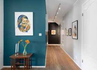 Chic & Trendy Wooden Bed Design Modern Styles for 2025 Chic & Trendy Wooden Bed Design Modern Styles for 2025