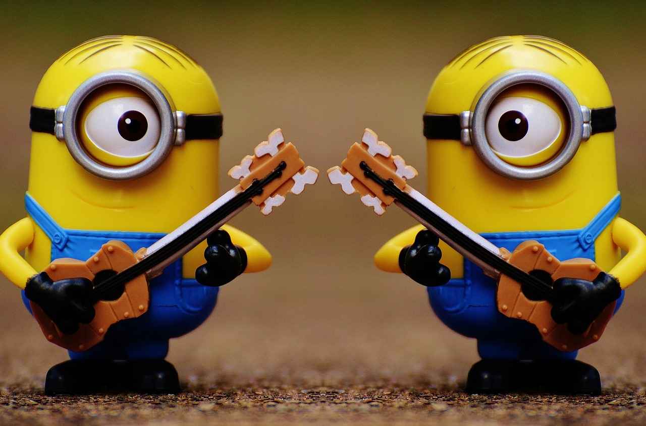 Classic & Durable Wood Double Bed Design Photos for Inspiration 2 Modern Interpretations of Wood Double Beds