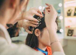 Comparing Dubai’s Top Hair Transplant Clinics – Which One is Right for You?  Comparing Dubai’s Top Hair Transplant Clinics – Which One is Right for You? # Comparing Dubai’s Top Hair Transplant Clinics – Which One is Right for You?