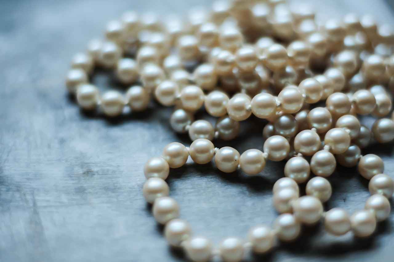 The Formation Process of Natural Pearls