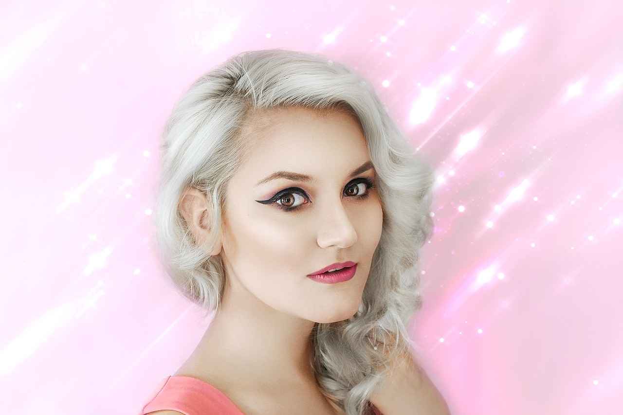 Curly Haircut Styles: The Best Cuts for Gorgeous Curly Locks 1 What Are the Best Haircuts for Curly Hair?