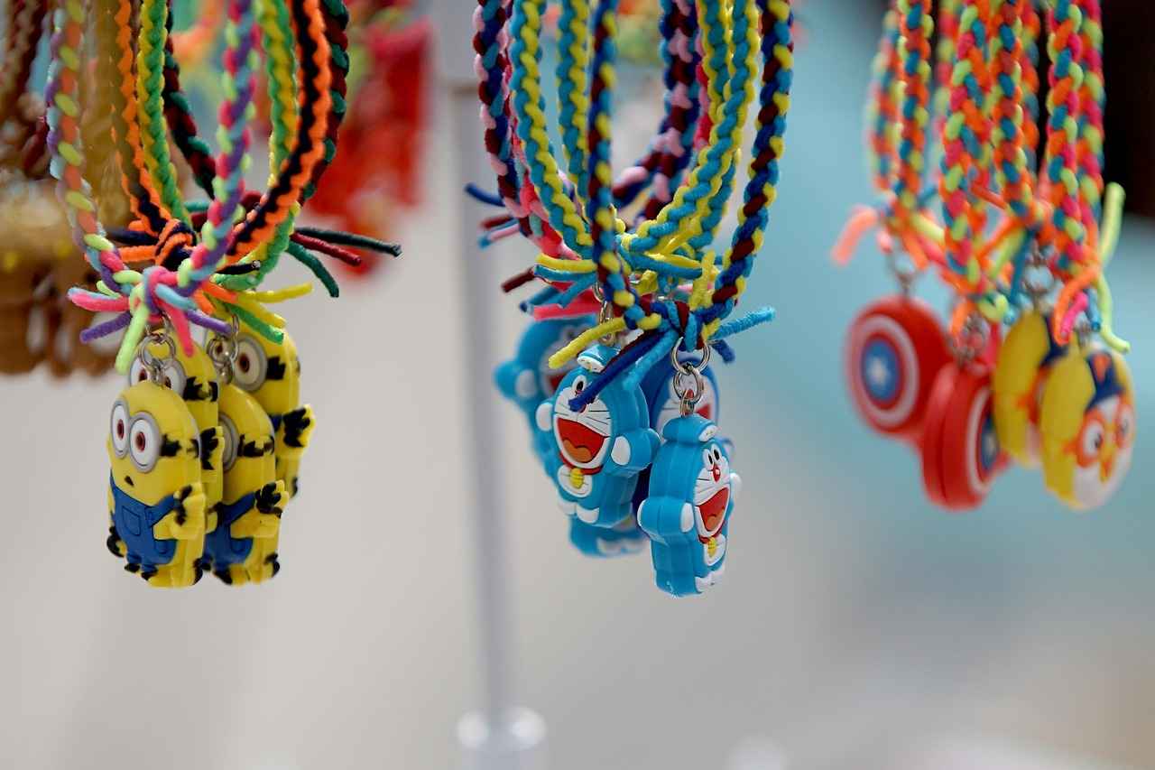 Custom Charm Bracelets: Adding Meaning to Every Charm 8 What Are the Latest Trends in Charm Bracelets?