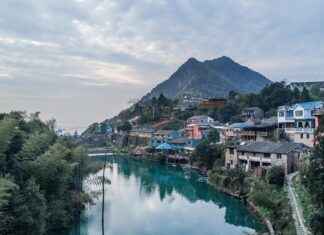 Custom Graphic T-Shirts for Your Next Concert or Event Custom Graphic T-Shirts for Your Next Concert or Event