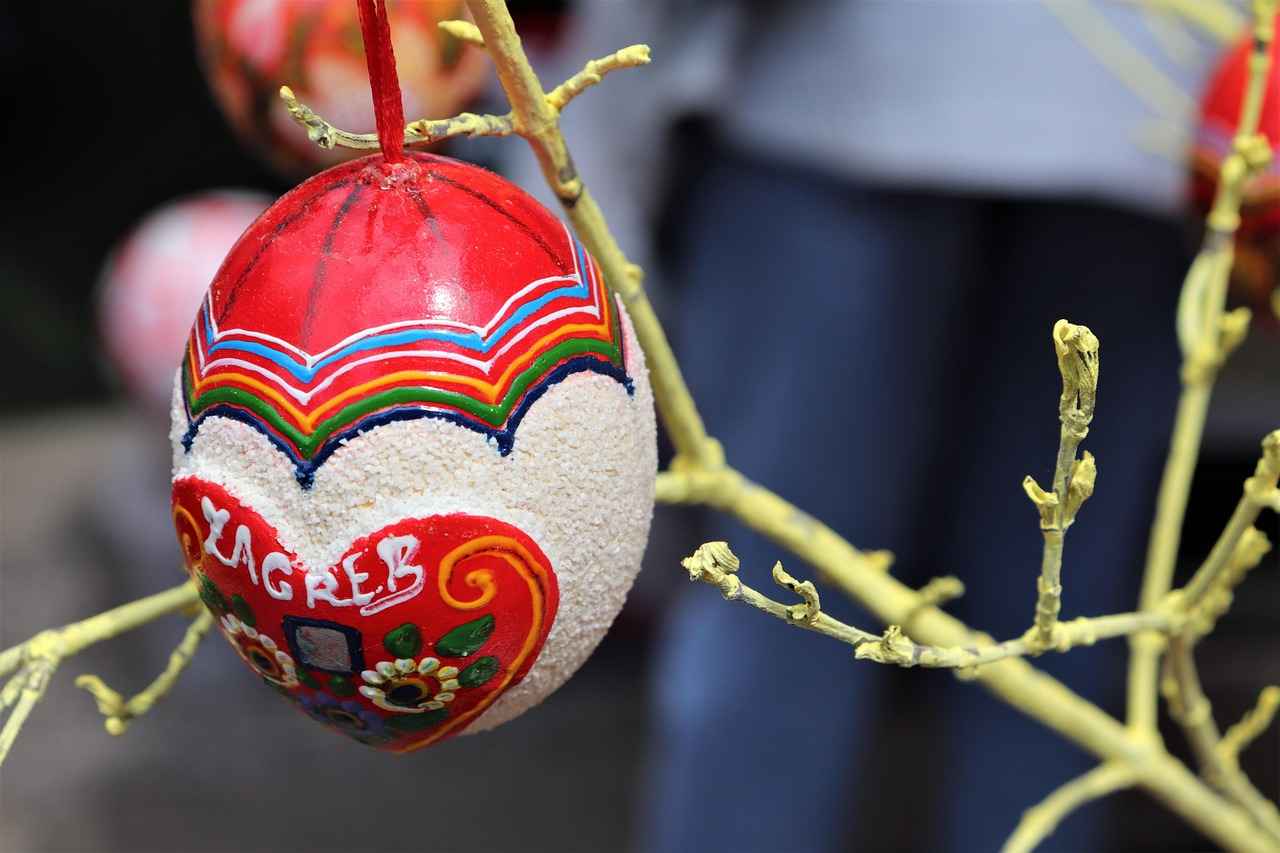 Custom T-Shirts for Fundraisers: How to Create T-Shirts That Sell 2 Choosing the Right Design for Your Fundraising T-Shirts