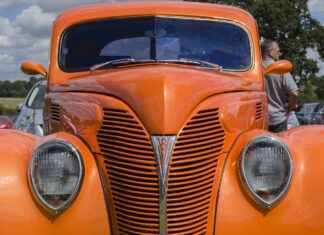 Custom T-Shirts for Fundraisers: How to Raise Money with Custom Apparel Custom T-Shirts for Fundraisers: How to Raise Money with Custom Apparel