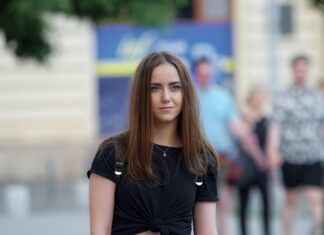 Custom T-Shirts for Fundraisers: How to Raise Money with Style Custom T-Shirts for Fundraisers: How to Raise Money with Style