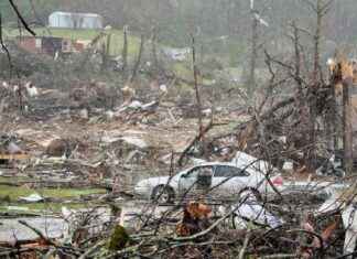 Deadly Storm Ravages Central US, Bringing Floods and Tornadoes deadly-storm-ravages-central-us-bringing-floods-and-tornadoes