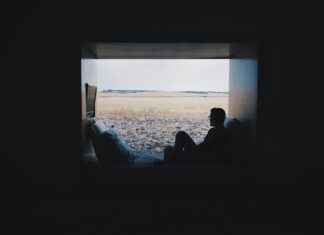 Diwan Bed Designs with Storage: Practical and Stylish Choices Diwan Bed Designs with Storage: Practical and Stylish Choices