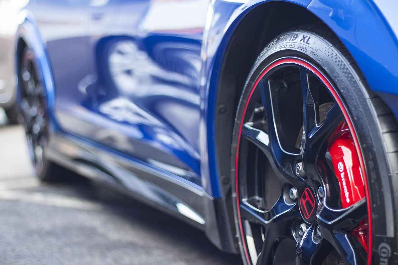 Does the Honda Accord Have All-Wheel Drive? 4 Comparing the Honda Accord with Competitors