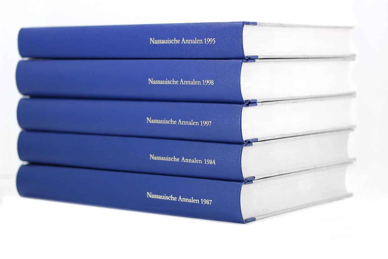 Earring Stacking 101: How to Mix & Match Like a Pro 6 Color Coordination in Earring Stacking