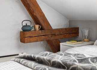 Elegant Diwan Bed Designs for Traditional and Modern Bedrooms Elegant Diwan Bed Designs for Traditional and Modern Bedrooms