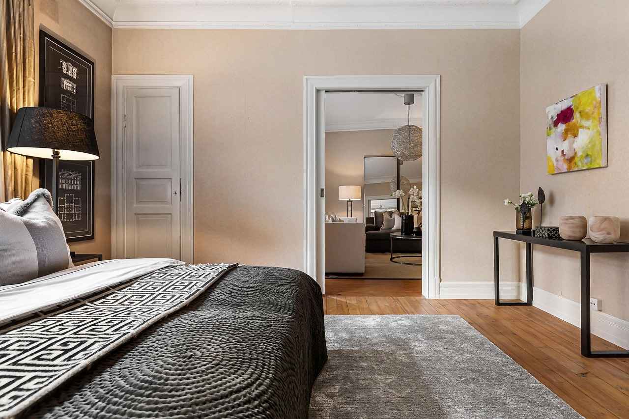 Elegant & Modern Sunmica Bed Design Photo Inspirations 5 How to Choose the Right Sunmica Bed for Your Space