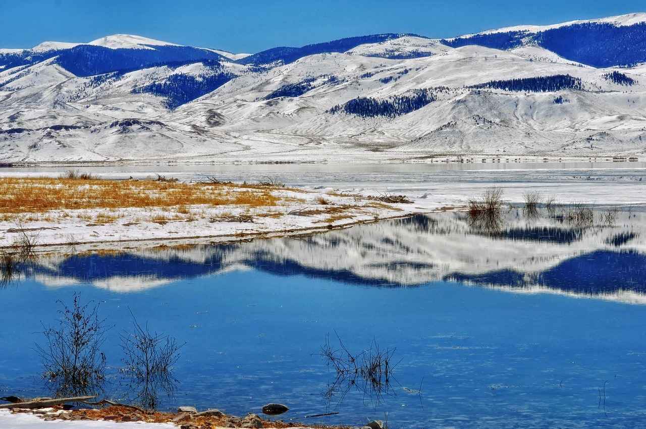 Emilia Clarke Nude Leaks: Real or AI-Generated? 1 What Are the Allegations Surrounding Emilia Clarke's Nude Leaks?