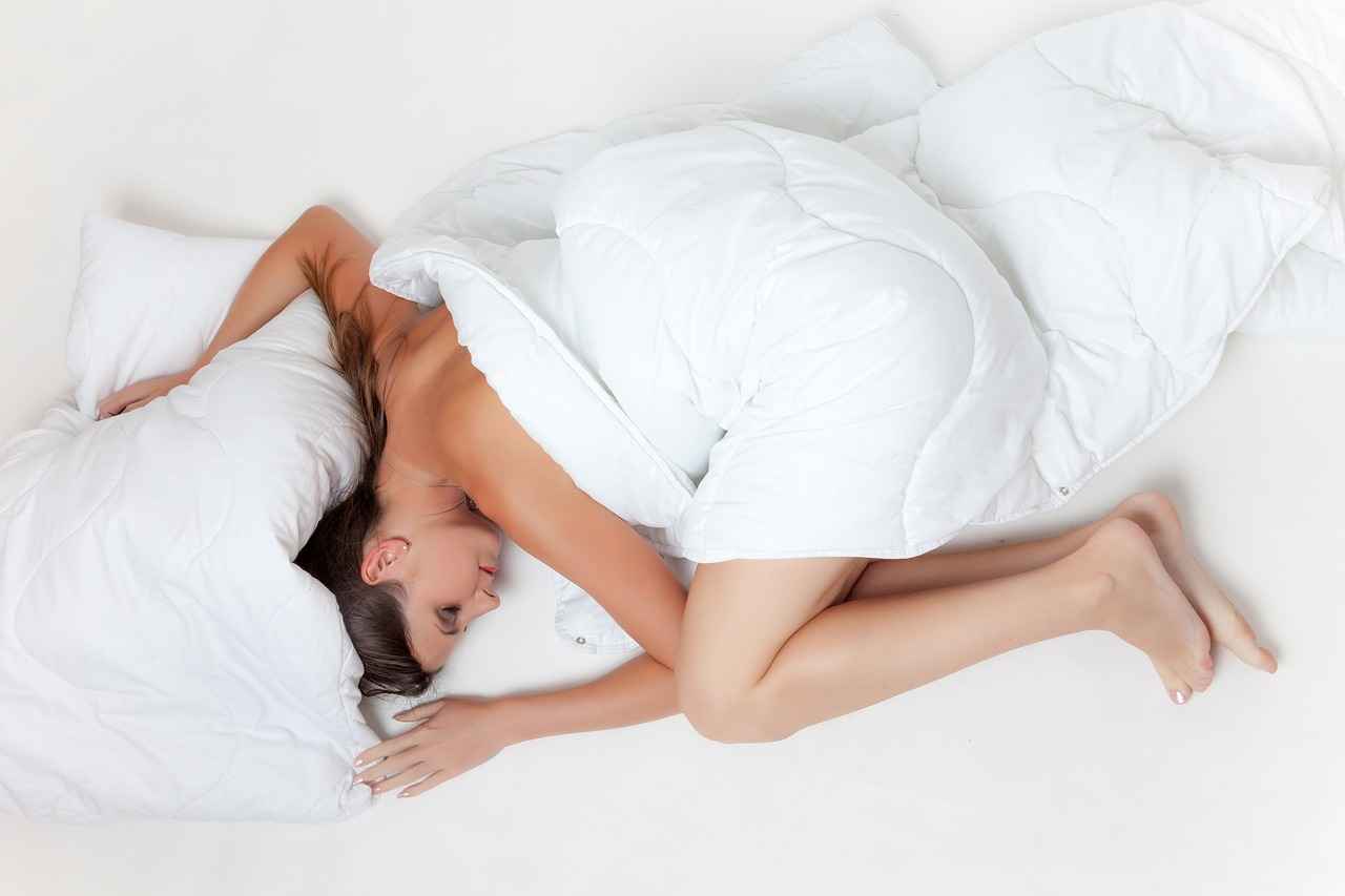 Maintenance Tips for Your Double Bed Palang