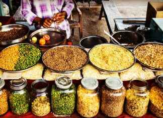 Exploring New York’s Indian Food Scene: A Journey Through Flavorful Dishes Exploring New York’s Indian Food Scene: A Journey Through Flavorful Dishes