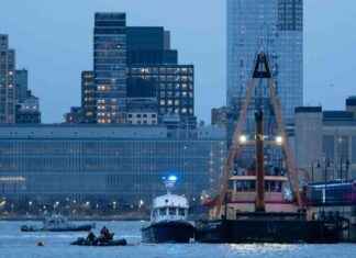 FAA Grounds NYC Helicopter Tour Company After Deadly Crash faa-grounds-nyc-helicopter-tour-company-after-deadly-crash