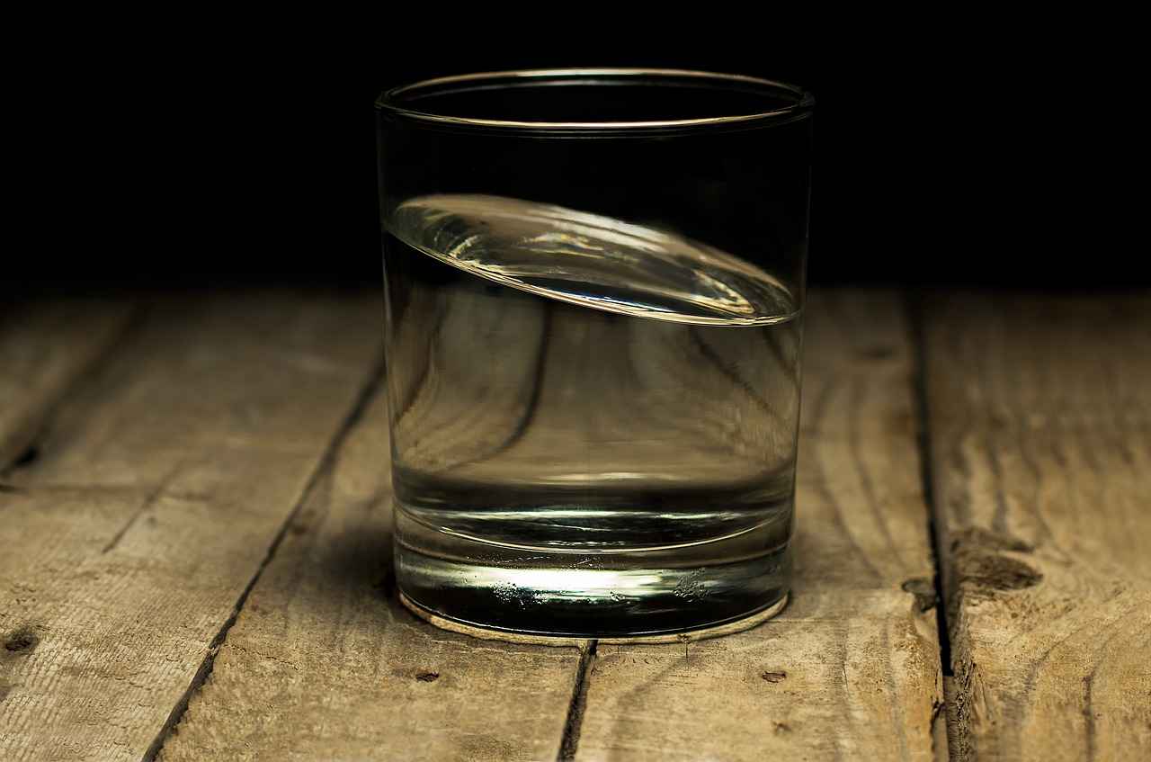Fat Loss on a Water Fast: How Much Can You Lose? 2 How Does Water Fasting Affect the Body?