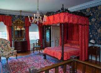 Floating Bed Designs for a Minimalistic Bedroom Look Floating Bed Designs for a Minimalistic Bedroom Look