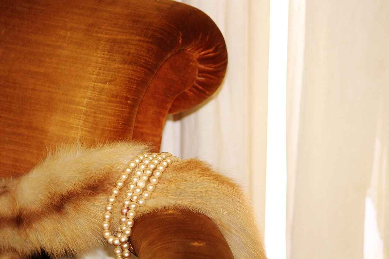 The History of Floating Pearl Necklaces