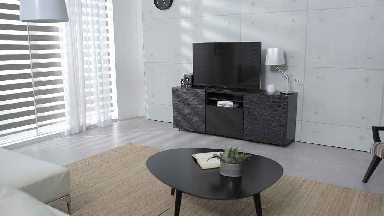 Freestanding Room Divider DIY: No Drilling, No Damage! 5 Creative Design Ideas for Your Divider