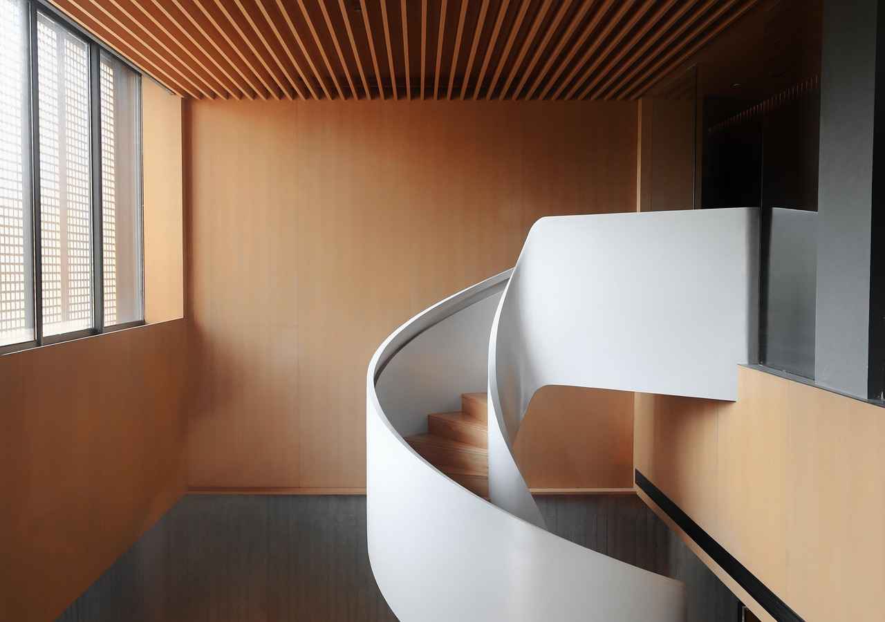 Freestanding vs. Hanging Room Dividers: Which is Best for You? 5 Which Option Is More Affordable?