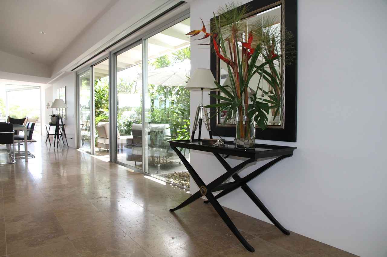 Freestanding vs. Hanging Room Dividers: Which is Best for You? 8 What Materials Are Commonly Used?