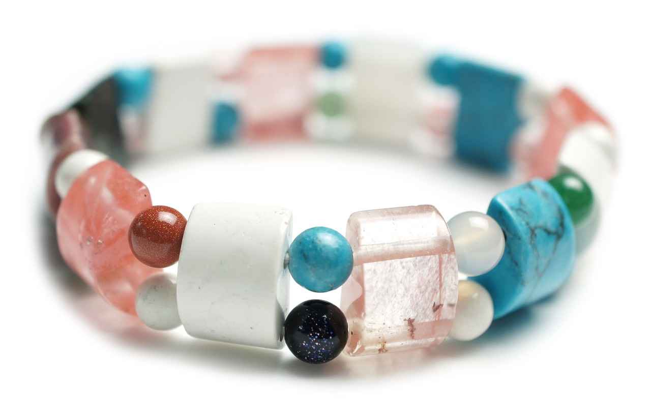 Friendship Bracelets: How to Make Them Personal & Special 2 How to Choose Colors That Reflect Your Friendship?