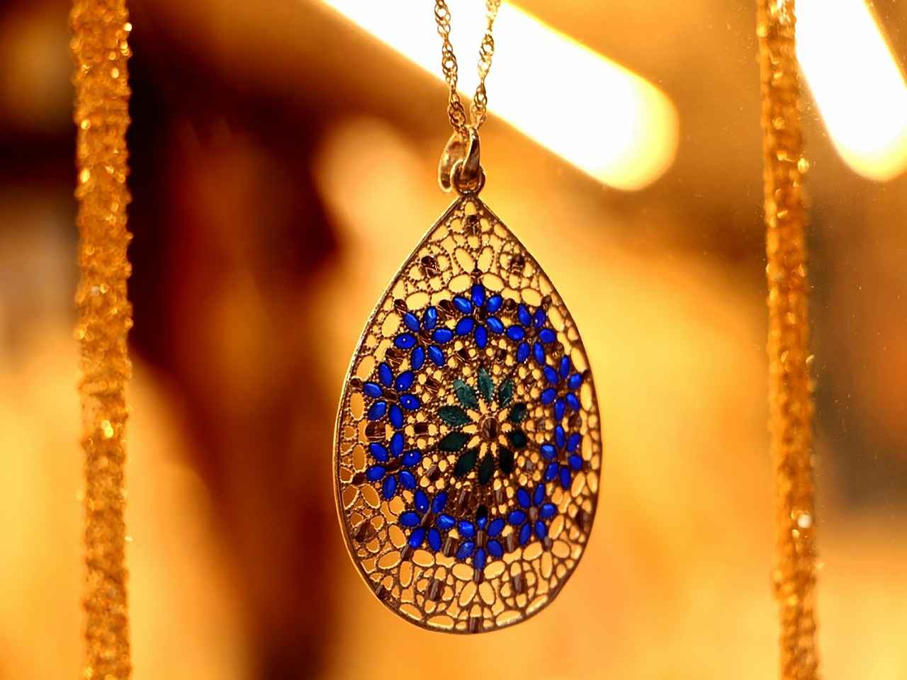 Gold vs. Silver Jewelry: Which One is Right for You? 4 How Do Allergies Affect Your Choice Between Gold and Silver?