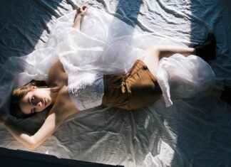 Handmade Wooden Bed Design Inspirations for a Personal Touch Handmade Wooden Bed Design Inspirations for a Personal Touch