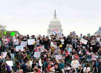 ‘Hands Off’ Rallies Draw Massive Crowds Against Trump Administration hands-off-rallies-draw-massive-crowds-against-trump-administration