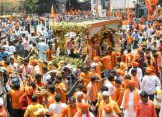 Hanuman Jayanti Procession: Hyderabad Tight Security & Devotion hanuman-jayanti-procession-hyderabad-tight-security-devotion