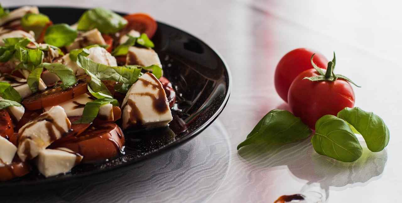 Harnessing the Detoxifying Properties of Apple Cider Vinegar 4 Potential Side Effects of Apple Cider Vinegar