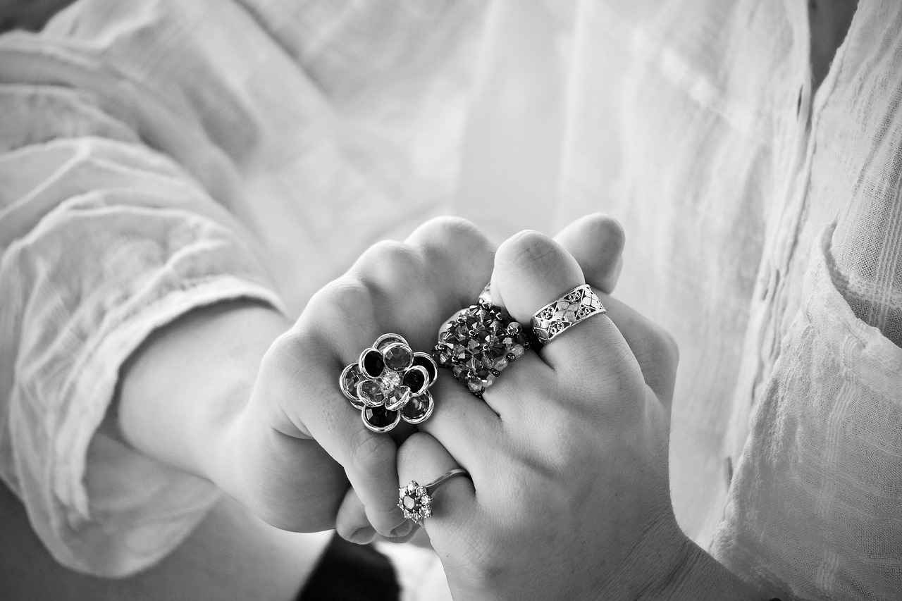How Is AI Enhancing Customer Experience in Jewelry Retail?