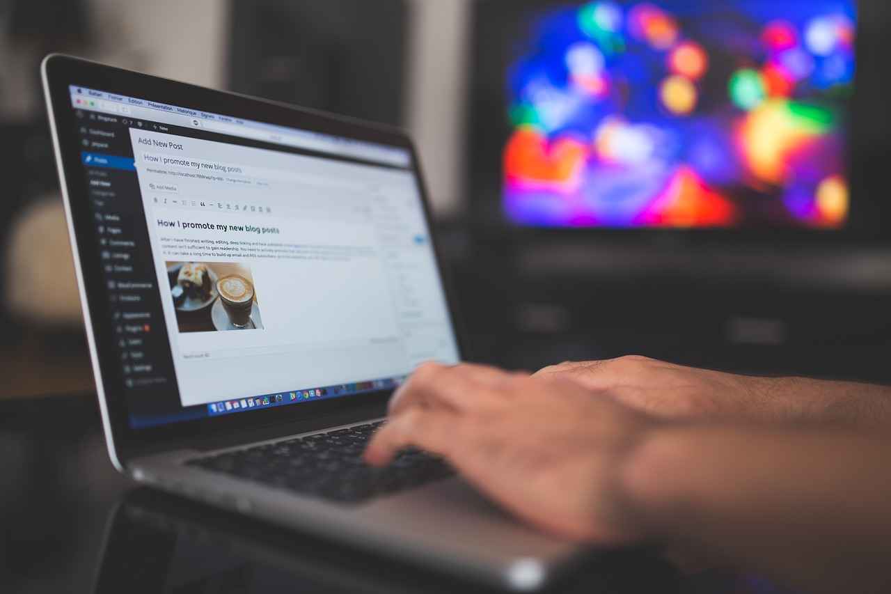 What is Guest Blogging?