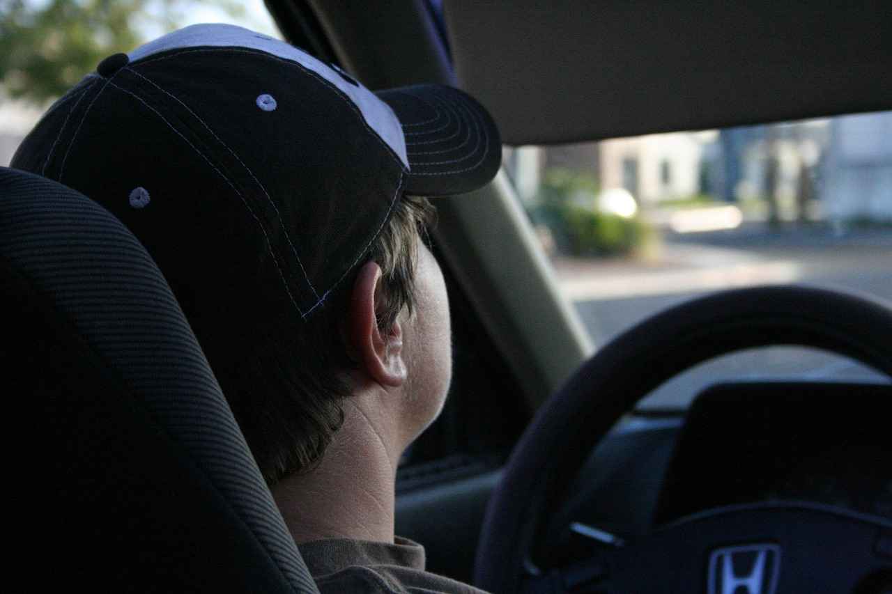 How Many MPG Does a Honda Accord Get? 4 How Does Driving Style Impact Fuel Economy?