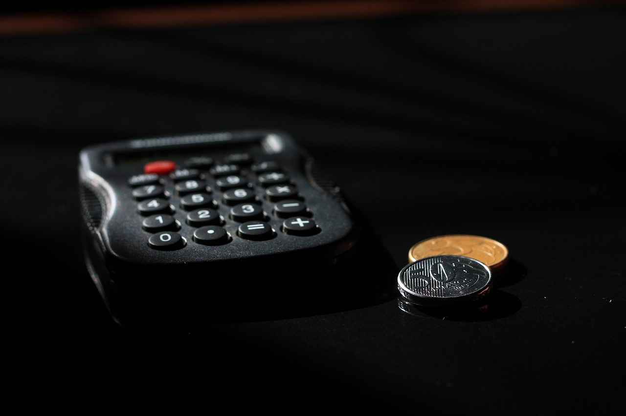 How to Calculate Your Monthly Payment with a Loan Payment Calculator 2 Key Components of a Loan Payment Calculation