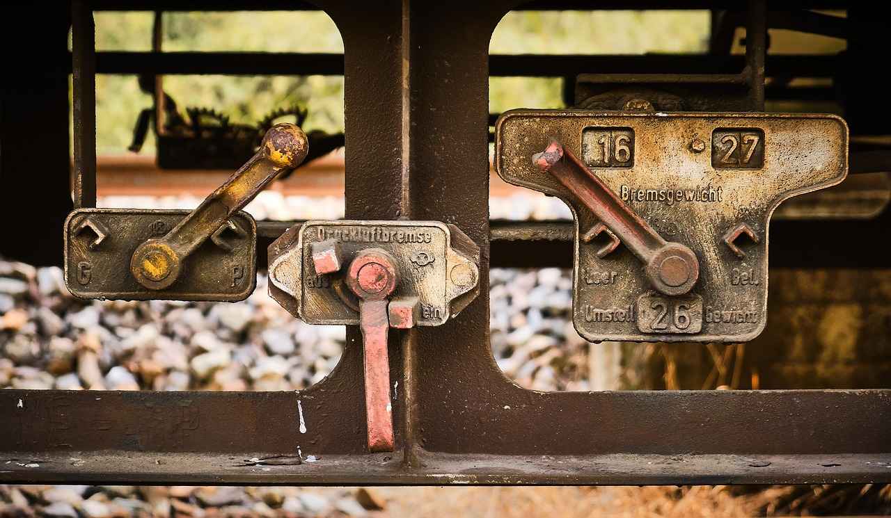 How to Change Honda Accord Brake Pads 1 What Are the Signs You Need to Change Brake Pads?