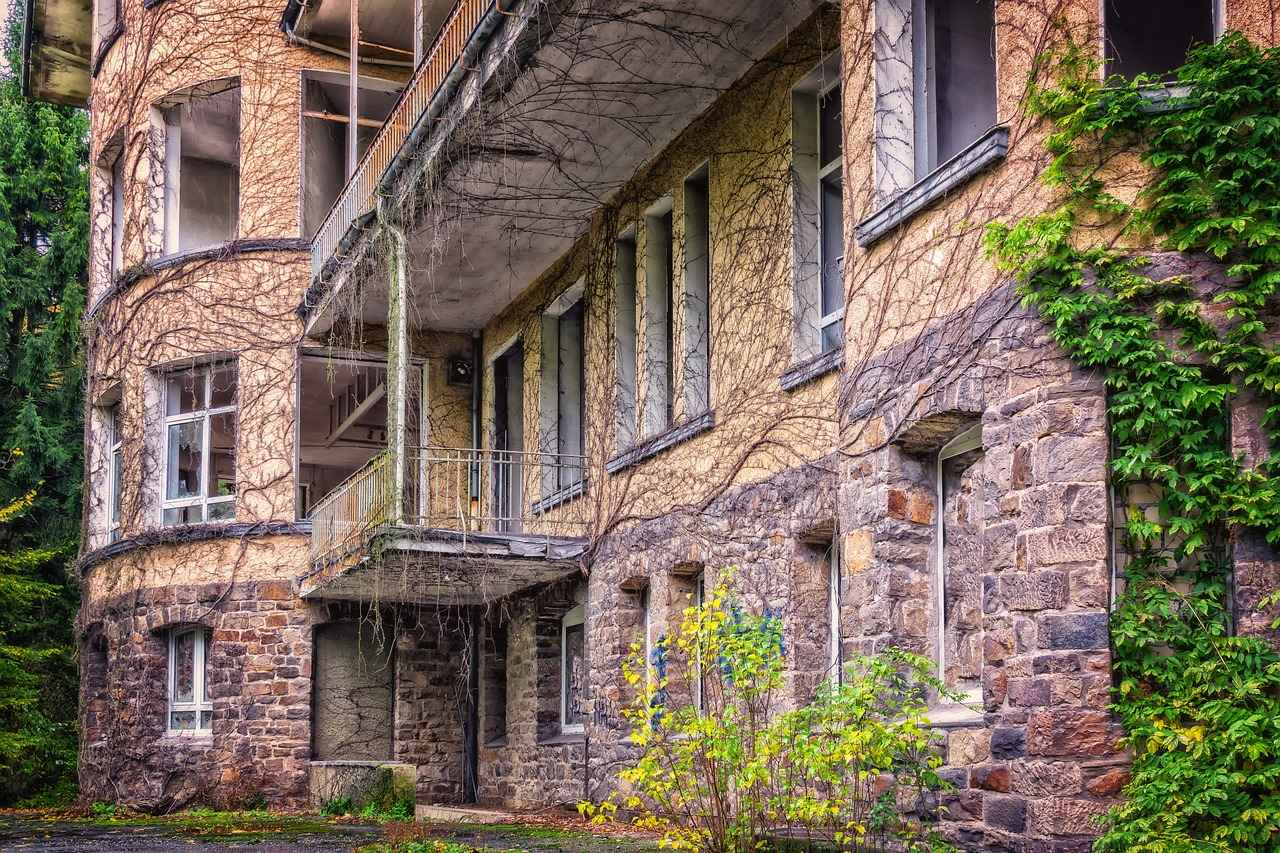 How to Choose a Hair Transplant Clinic in Hyderabad 4 Cost Considerations