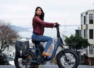 How to Choose Between Electric Bikes and Electric Scooters How to Choose Between Electric Bikes and Electric Scooters