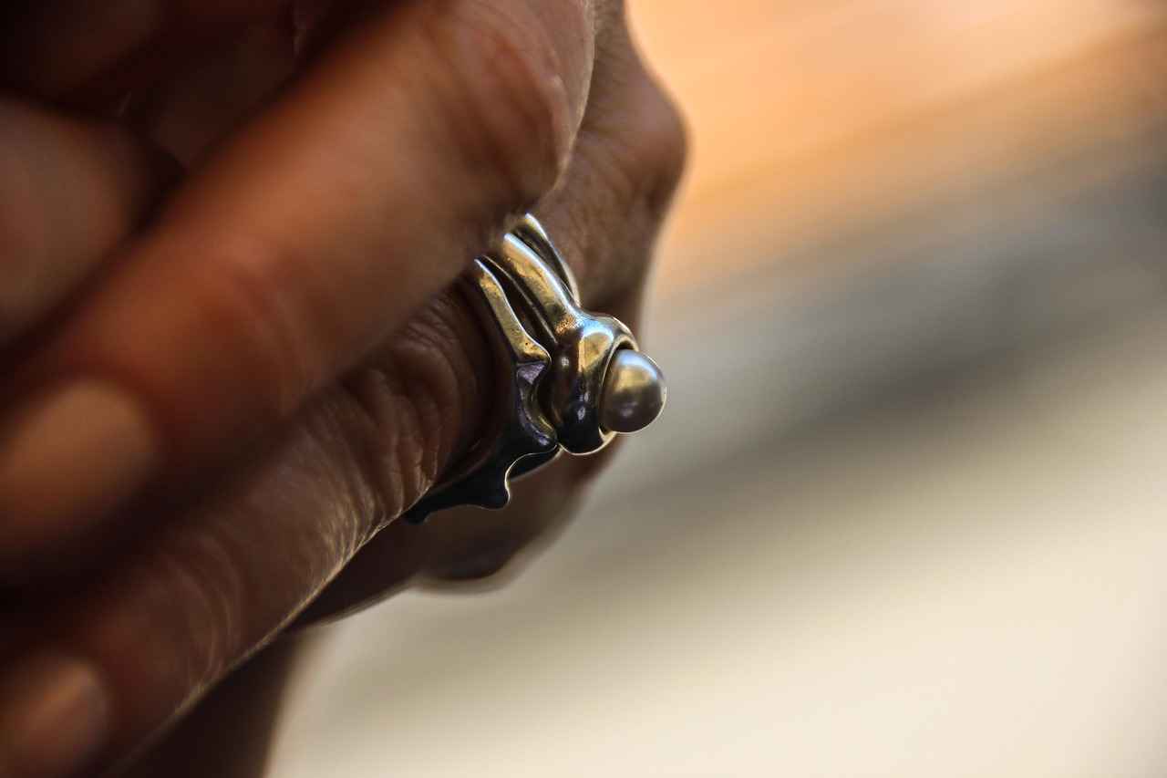 How to Clean and Maintain Your Silver and Gold Chains 4 How to Properly Store Your Chains