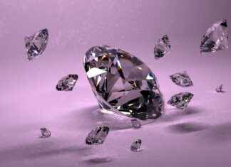 How to Clean Diamond Jewelry for Maximum Sparkle How to Clean Diamond Jewelry for Maximum Sparkle