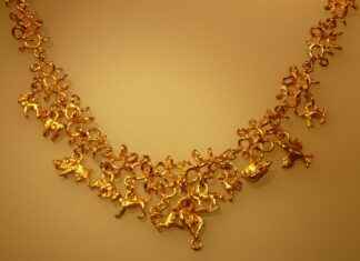 How to Clean Gold Jewelry Without Damaging It How to Clean Gold Jewelry Without Damaging It