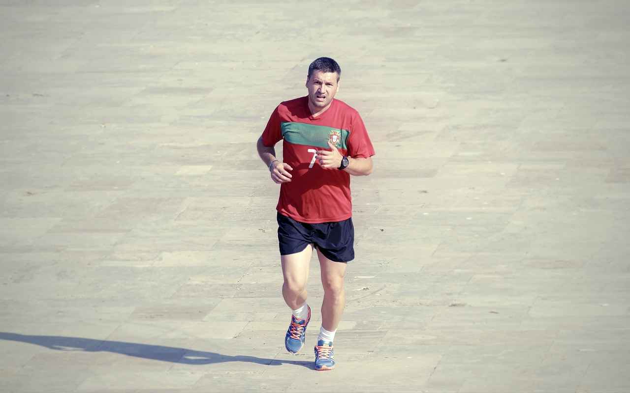 How to Create Custom T-Shirts with Your Business Logo 2 Choosing the Right Fabric for Your T-Shirts