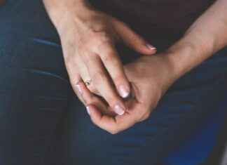 How to Design a Custom Engagement Ring That’s Truly Unique How to Design a Custom Engagement Ring That’s Truly Unique