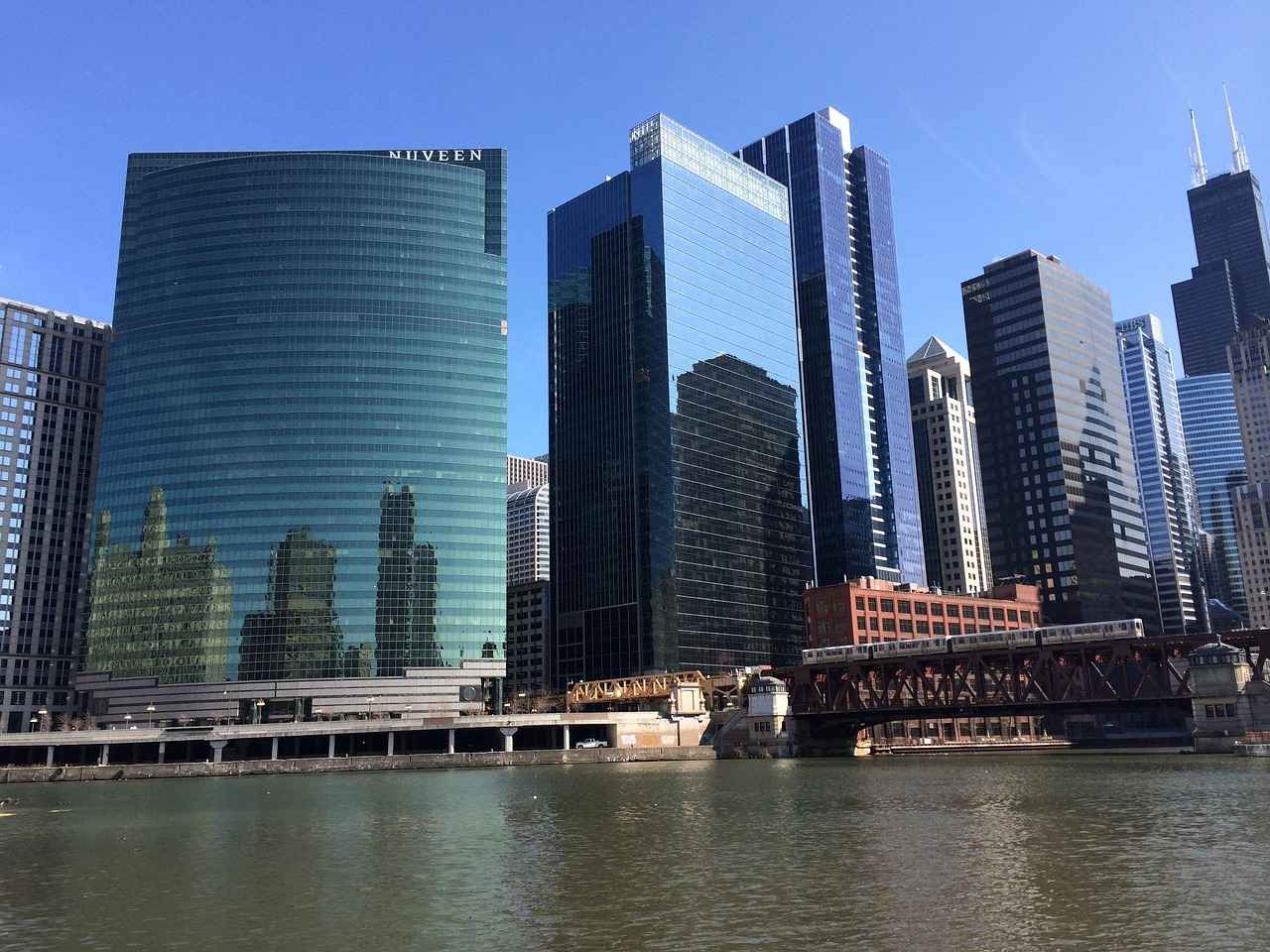 How to Find the Best Lawyers & Attorneys in Chicago, Illinois, US 12 Understanding Drug Offenses