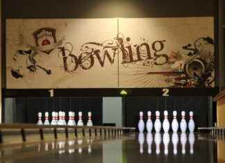 How to Make Your Own Custom Bowling Shirts with Ease How to Make Your Own Custom Bowling Shirts with Ease