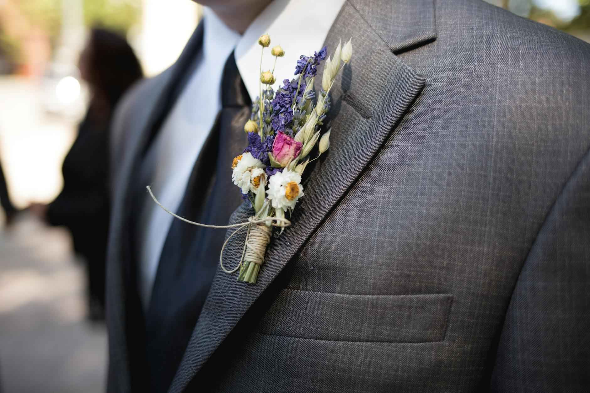 How to Pin a Perfect Boutonniere in Under 60 Seconds 6 Common Mistakes to Avoid