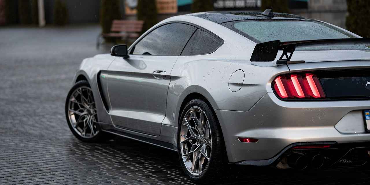 How to Qualify for an Auto Loan with No Credit 6 Making a Larger Down Payment