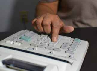 How to Save Money with a Loan Amortization Calculator How to Save Money with a Loan Amortization Calculator