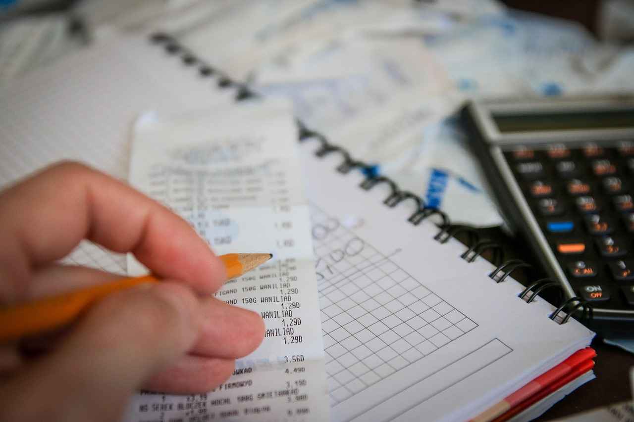 How to Use a Loan Payment Calculator for Your Personal Finance Goals 5 Common Mistakes to Avoid with Loan Calculators